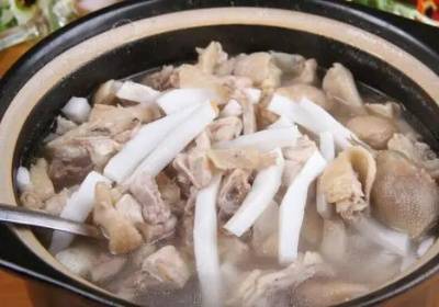 猪肚鸡的制作方法及配料党参窍门 特美味