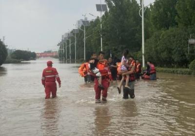 退伍老兵参加了土耳其地震救援 拿命救人